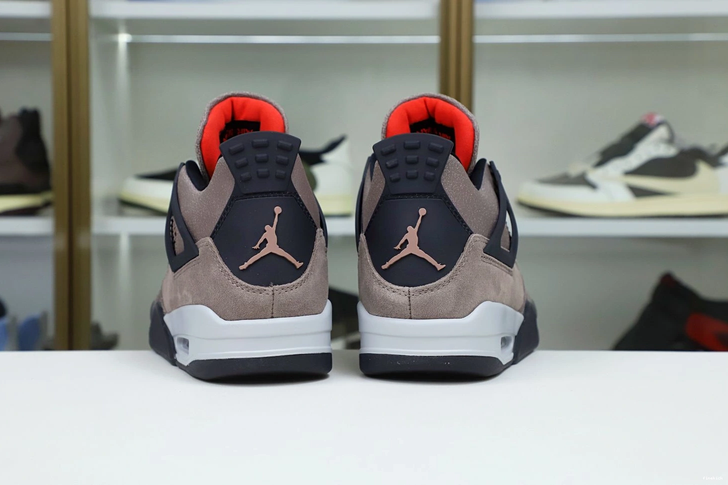 JORDAN HAZE' 'TAUPE AIR RETRO 4 0215